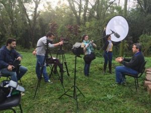 ¨Sementes da Educação: 6 pessoas trabalham durante gravação de episódio da série