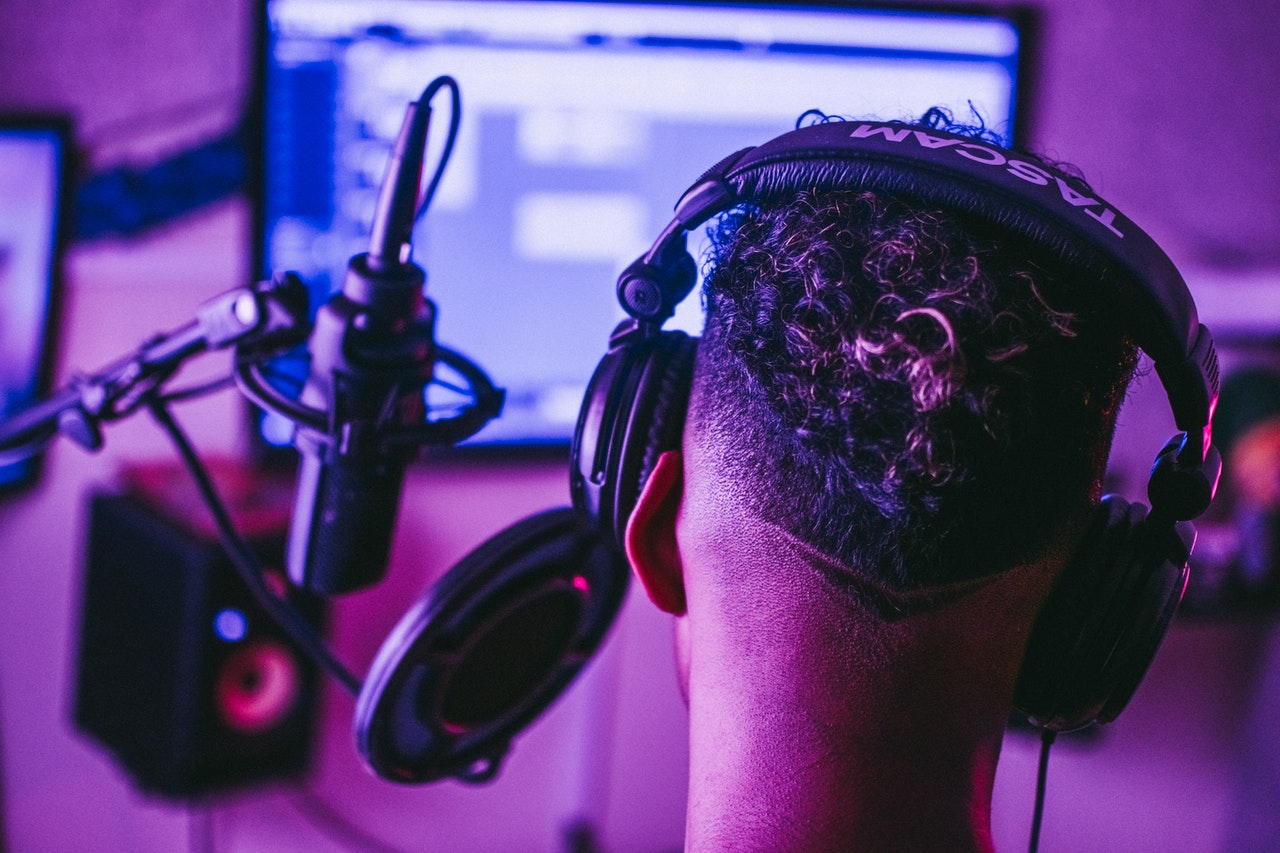 Spotify lança projeto para jovens negros criarem Podcasts - KondZilla